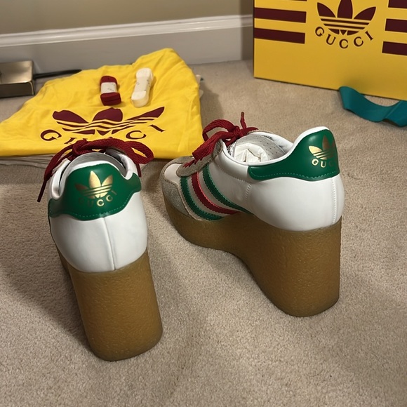 Gucci X Addidas 7.5 - Picture 10 of 11